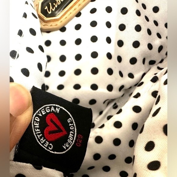 Urban Expressions Tan Rectangular Crossbody/Clutch/Wristlet Bag Chain Strap NEW - Picture 8 of 12